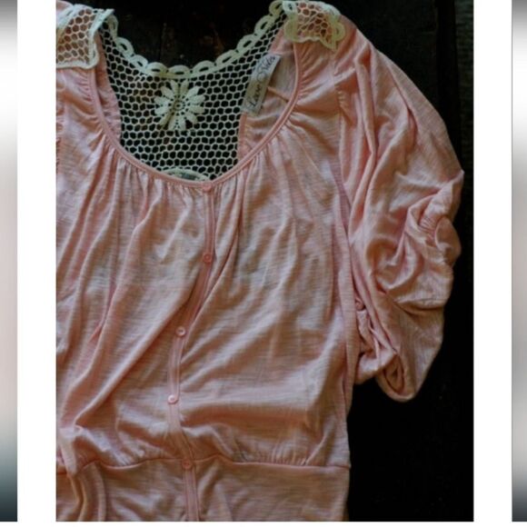 Anthropologie Love Notes Pink Puff Sleeve Cropped Blouse - Picture 1 of 5